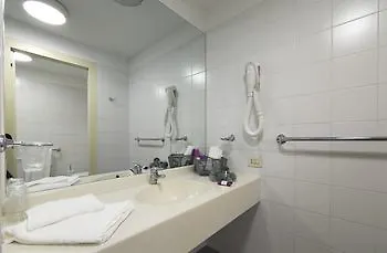 Camplus Guest Lingotto Casa Per Ferie Otel Torino
